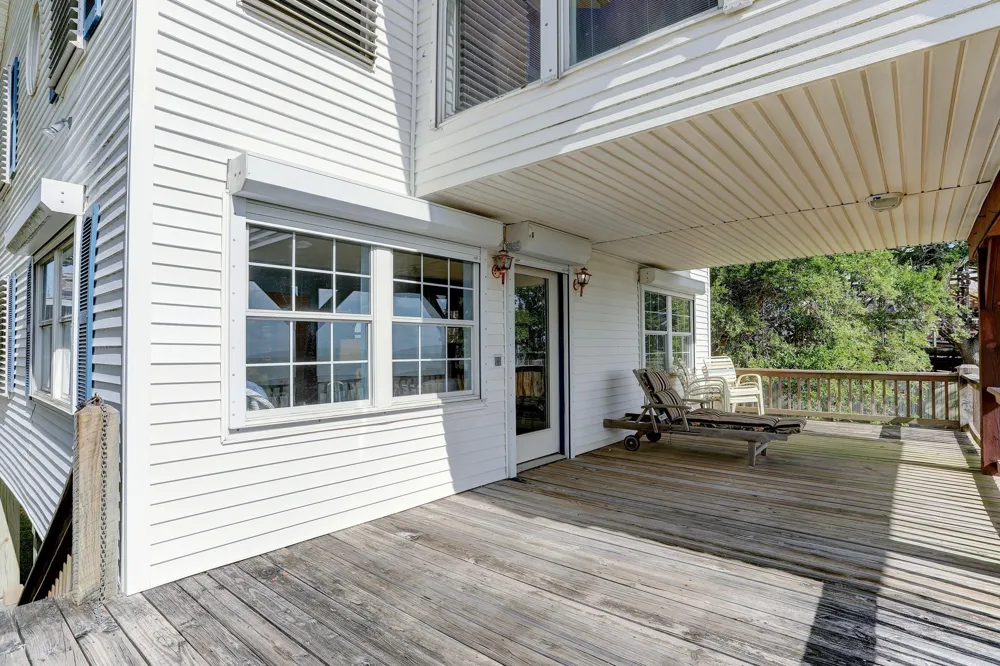 308 Bay Avenue Kemah, TX 77565