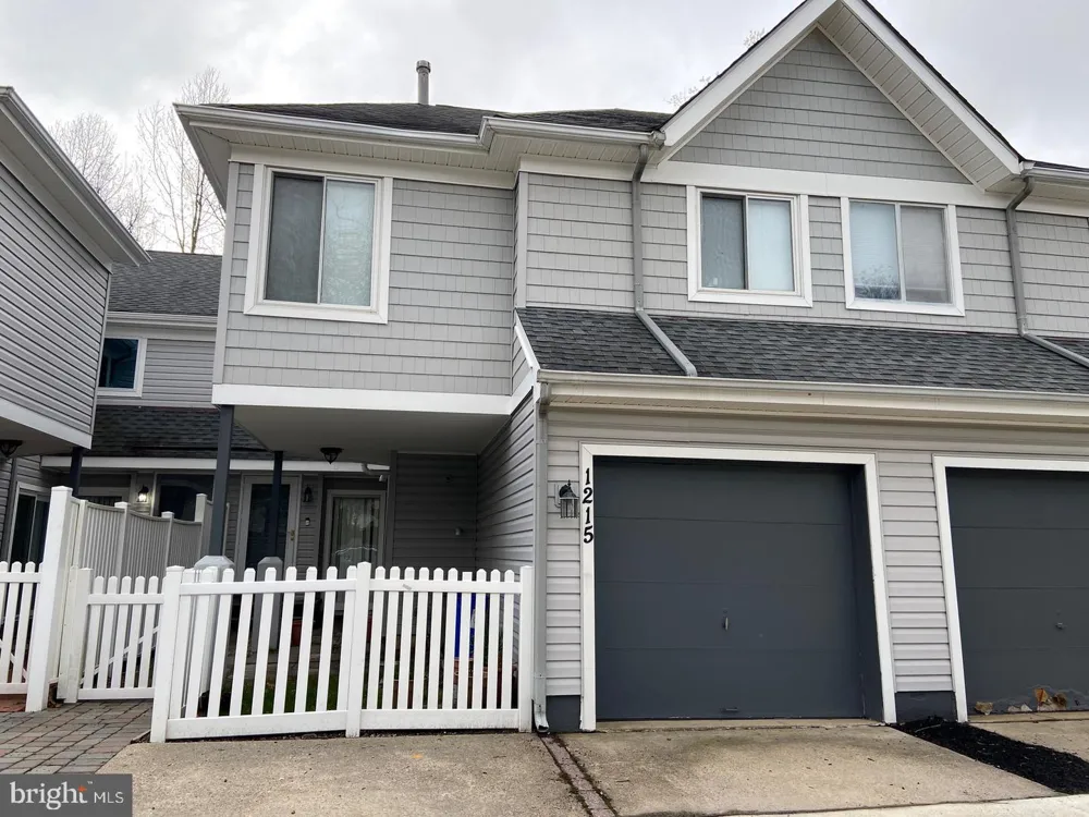 1215 CHANTICLEER Cherry Hill, NJ 08003