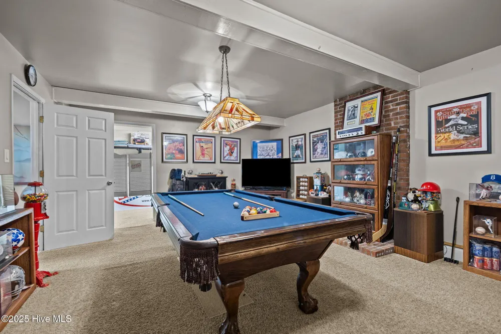 201 Hoop Pole Creek Drive Atlantic Beach, NC 28512