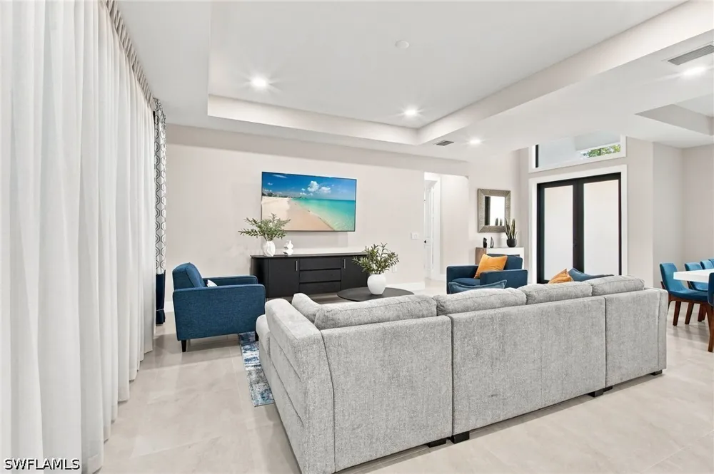 Hickory Wood Drive Naples, FL 34119