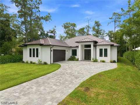 Hickory Wood Drive