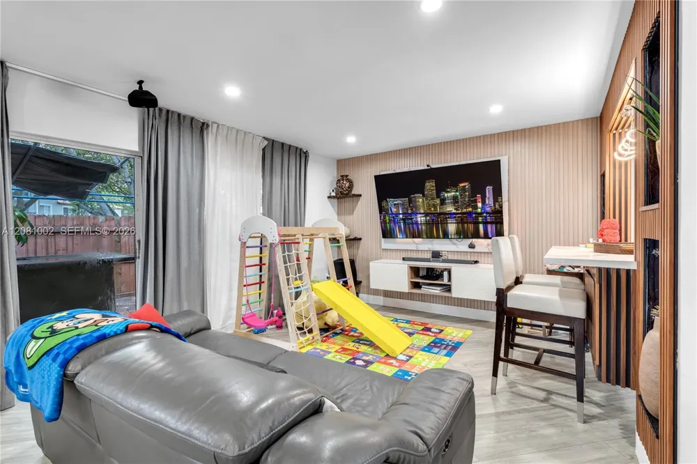 7501 SW 108th Ave Miami, FL 33173