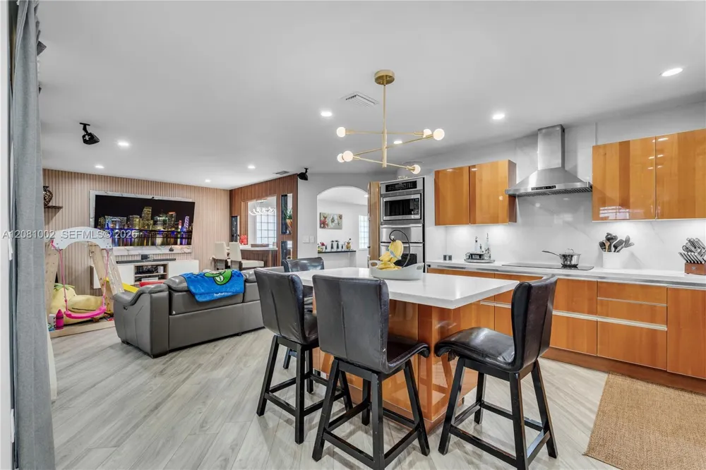 7501 SW 108th Ave Miami, FL 33173