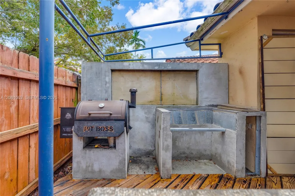 7501 SW 108th Ave Miami, FL 33173