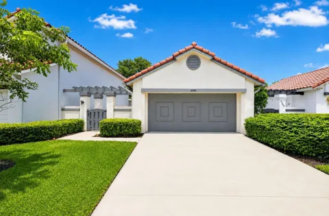 5576 Fox Hollow Drive