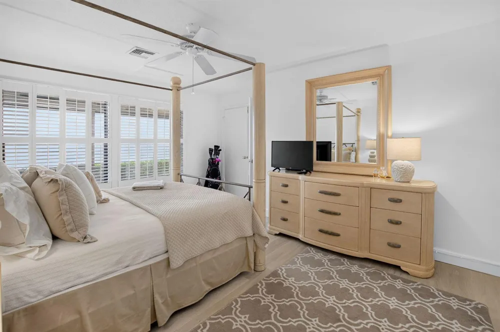 5576 Fox Hollow Drive Boca Raton, FL 33486