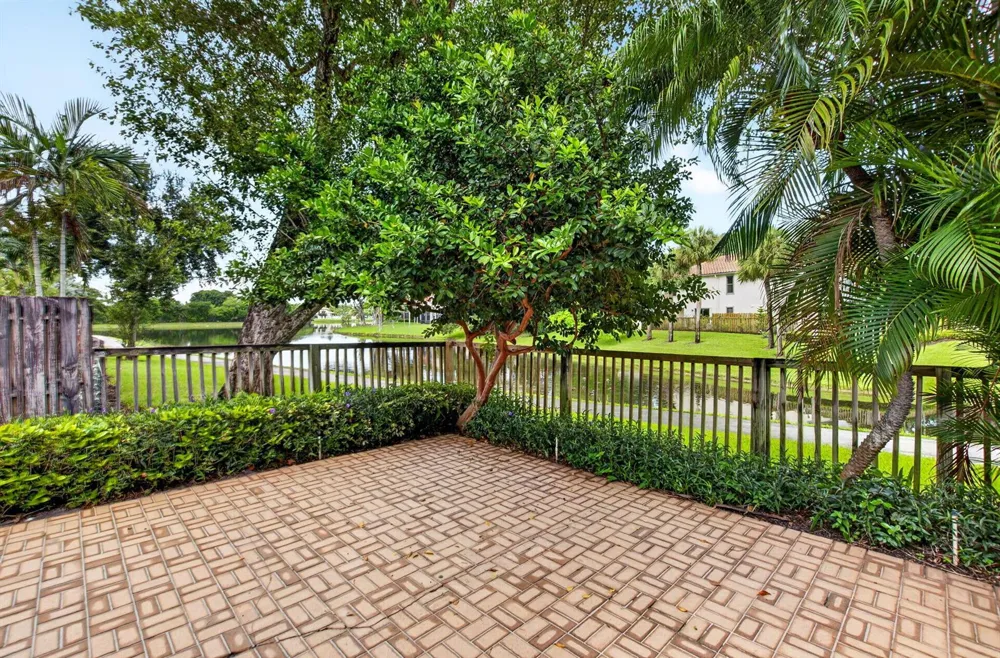 5576 Fox Hollow Drive Boca Raton, FL 33486