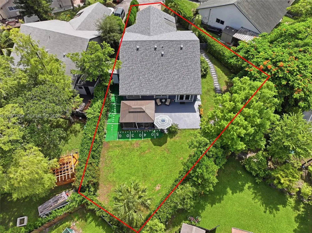 3913 NW 72nd Ln Coral Springs, FL 33065