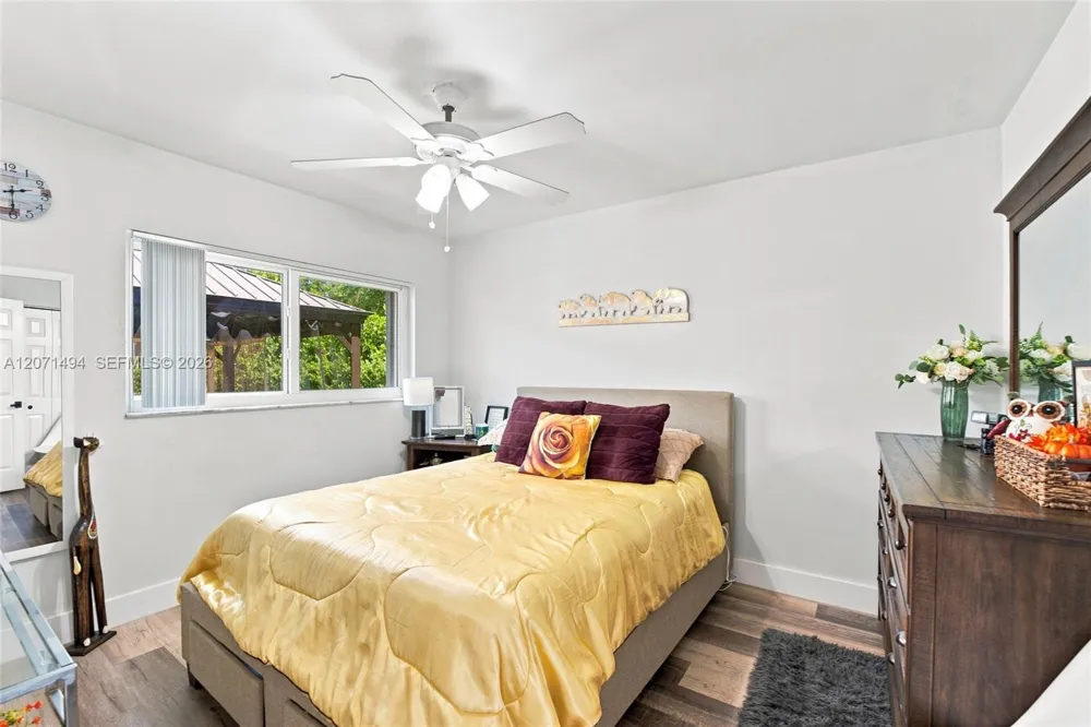 3913 NW 72nd Ln Coral Springs, FL 33065