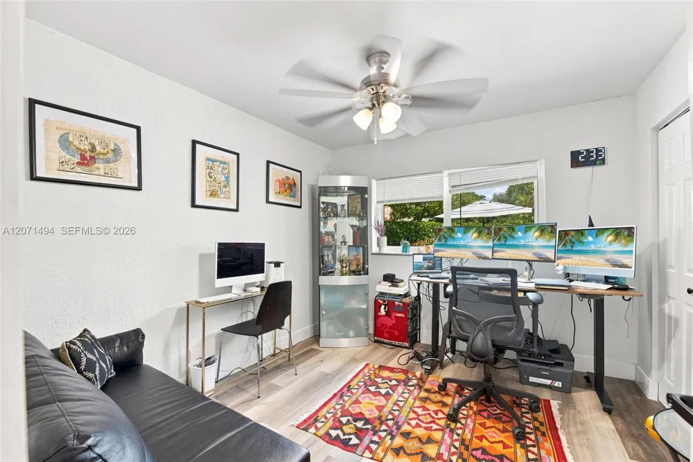 3913 NW 72nd Ln Coral Springs, FL 33065