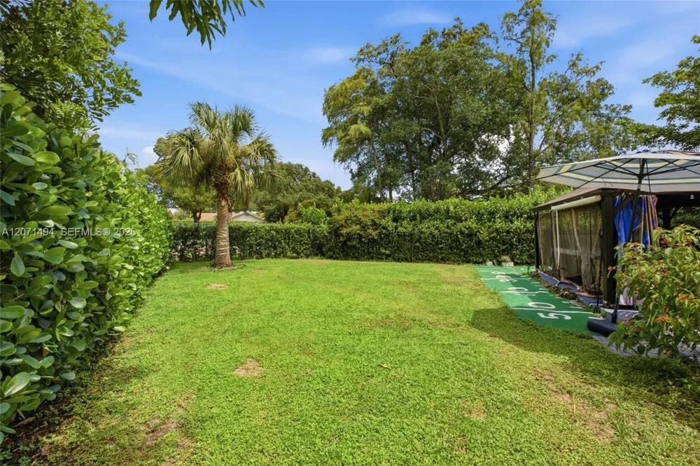 3913 NW 72nd Ln Coral Springs, FL 33065