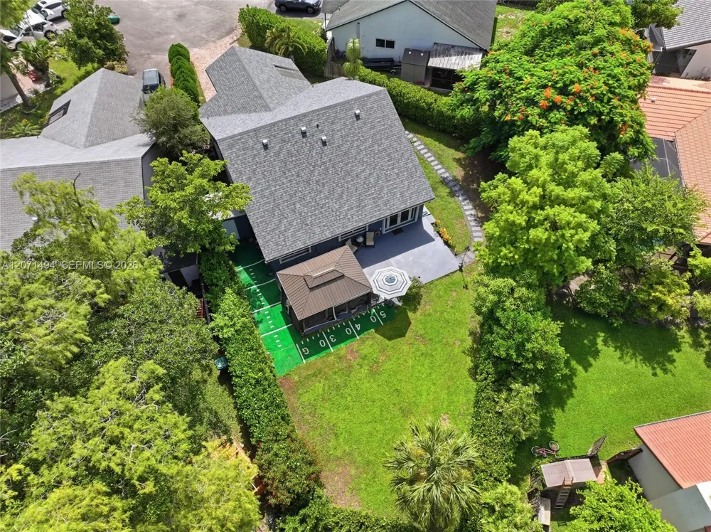 3913 NW 72nd Ln Coral Springs, FL 33065