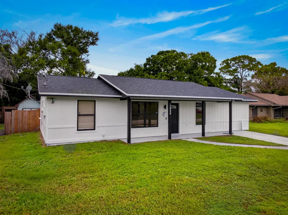 6101 BALSAM DRIVE Fort Pierce, FL 34982