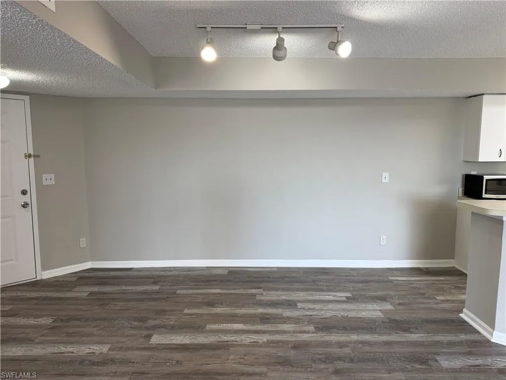 13535 Eagle Ridge Drive #725 Fort Myers, FL 33912