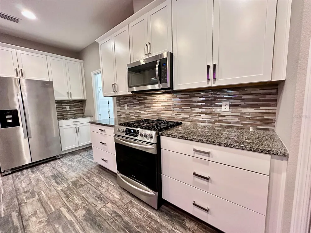 1557 AMBER LEAF CIRCLE Ocoee, FL 34761