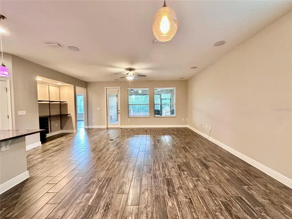 1557 AMBER LEAF CIRCLE Ocoee, FL 34761