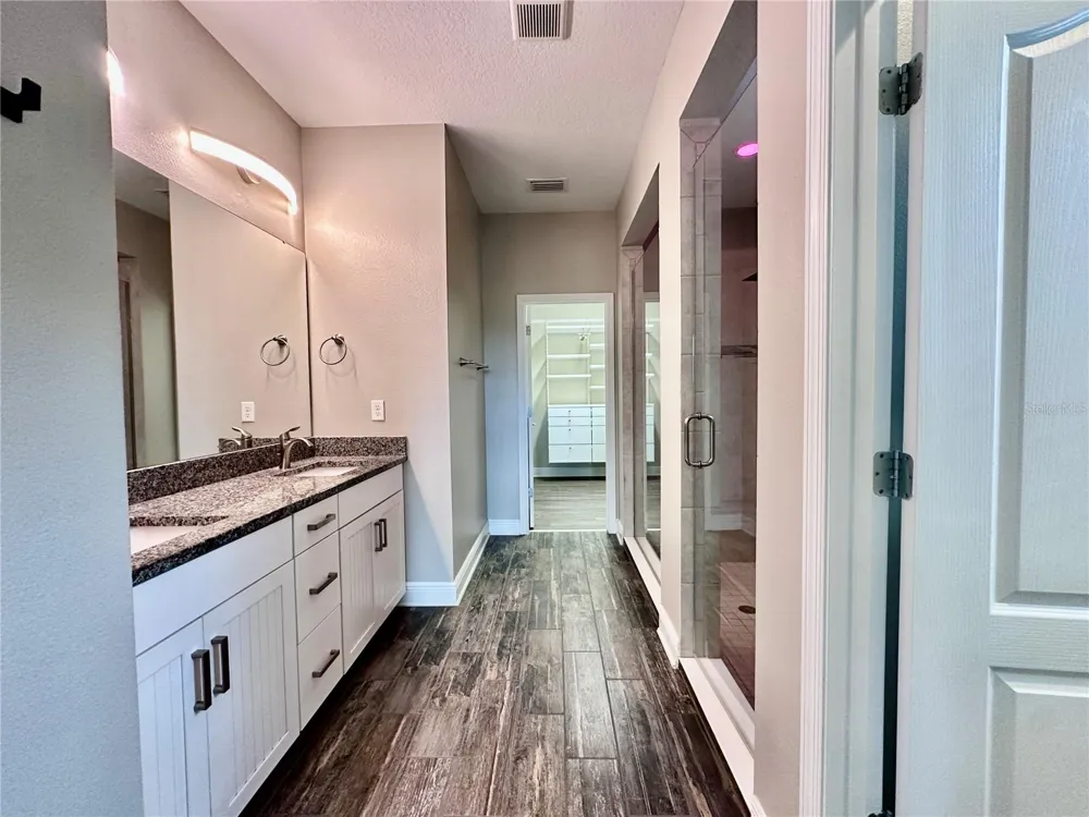 1557 AMBER LEAF CIRCLE Ocoee, FL 34761