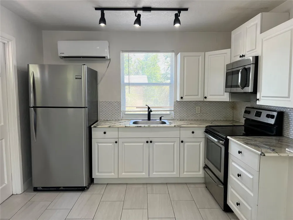 2727 17TH STREET St Petersburg, FL 33713