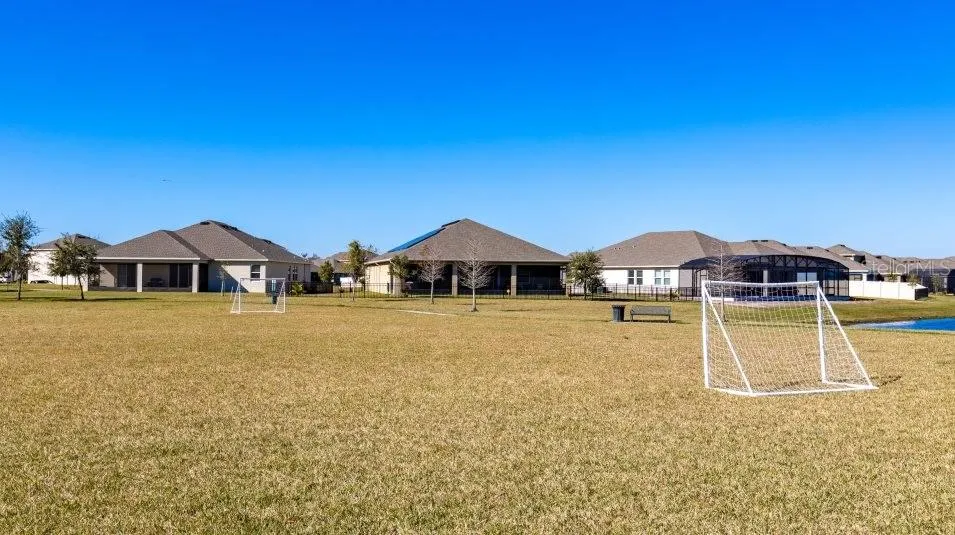 2231 JENNIO DRIVE Haines City, FL 33844