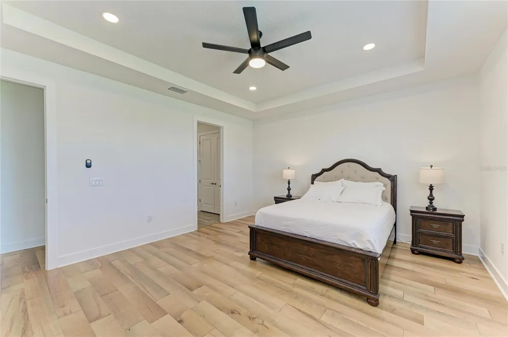 18530 MIDSUMMER PLACE Venice, FL 34293