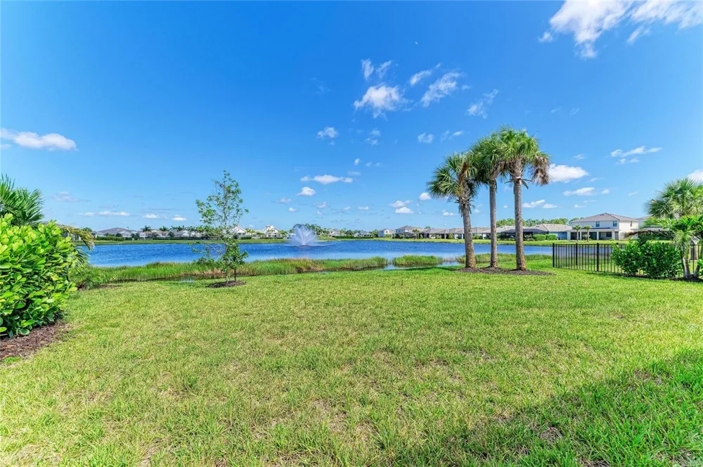 18530 MIDSUMMER PLACE Venice, FL 34293