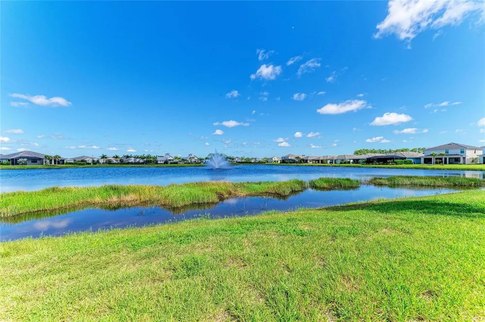 18530 MIDSUMMER PLACE Venice, FL 34293
