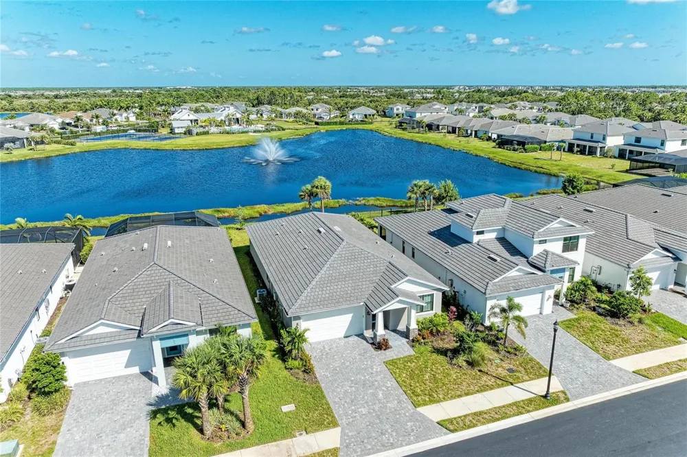 18530 MIDSUMMER PLACE Venice, FL 34293