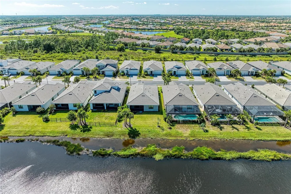18530 MIDSUMMER PLACE Venice, FL 34293