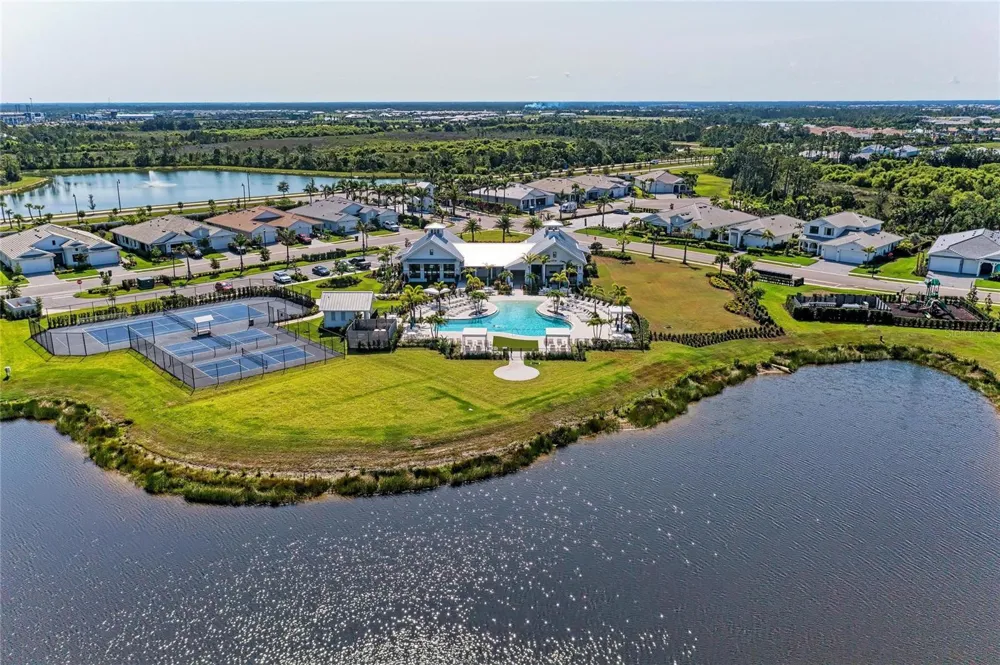 18530 MIDSUMMER PLACE Venice, FL 34293