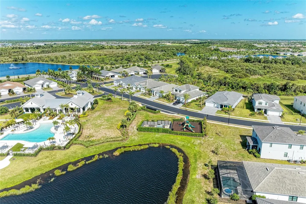 18530 MIDSUMMER PLACE Venice, FL 34293