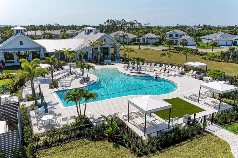 18530 MIDSUMMER PLACE Venice, FL 34293