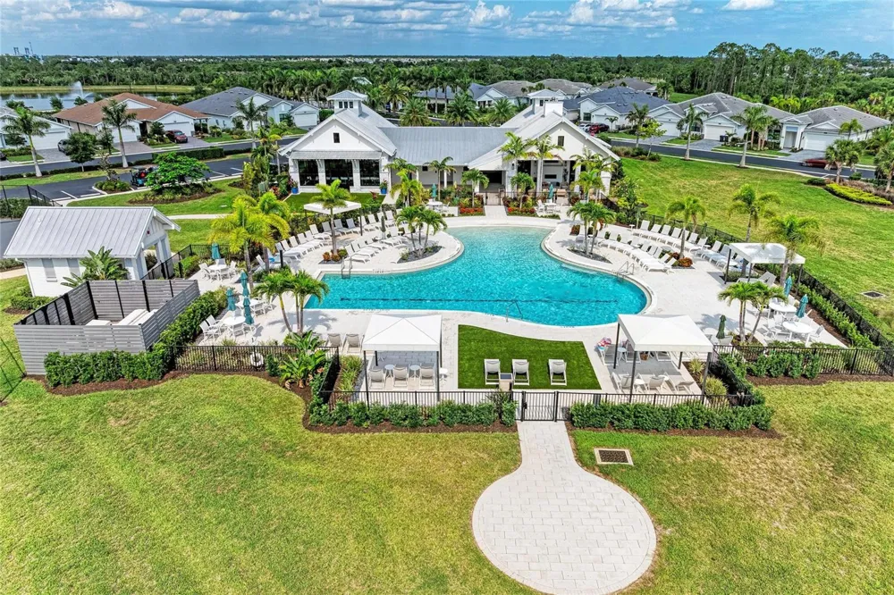 18530 MIDSUMMER PLACE Venice, FL 34293