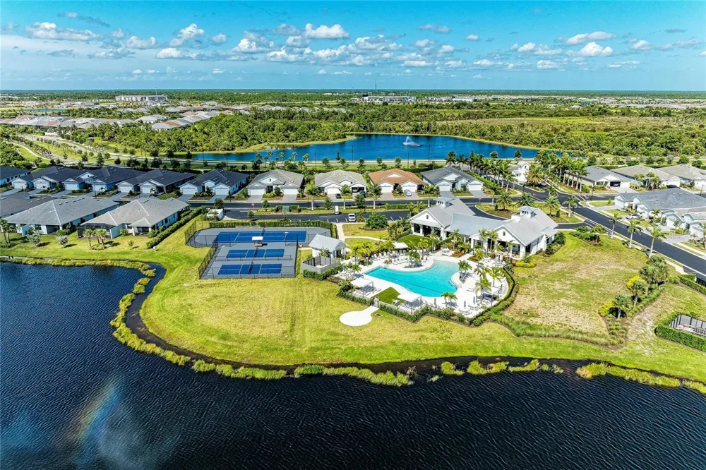 18530 MIDSUMMER PLACE Venice, FL 34293