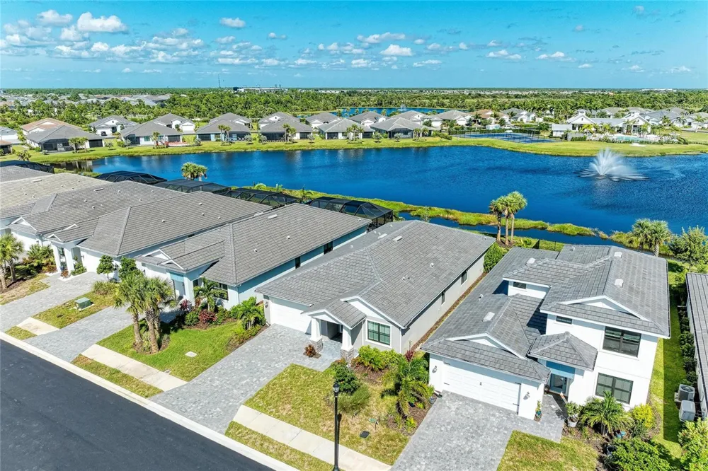 18530 MIDSUMMER PLACE Venice, FL 34293