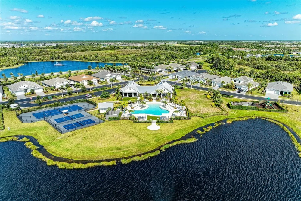 18530 MIDSUMMER PLACE Venice, FL 34293