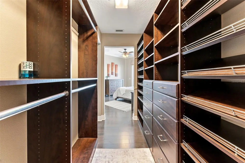 1209 E CUMBERLAND AVENUE #1404 Tampa, FL 33602