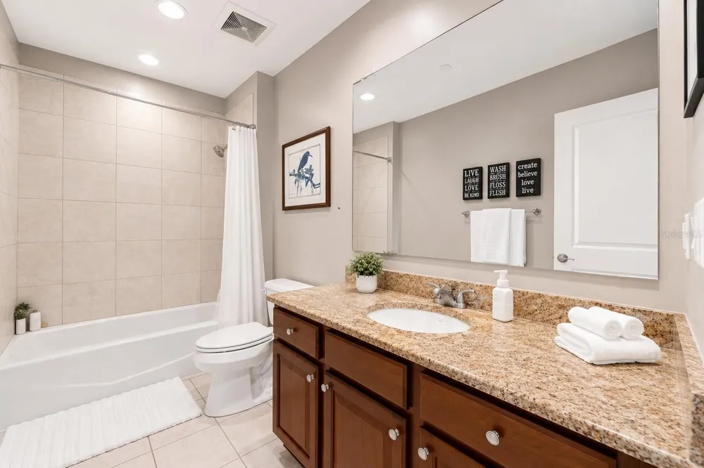 1209 E CUMBERLAND AVENUE #1404 Tampa, FL 33602