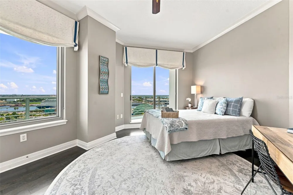 1209 E CUMBERLAND AVENUE #1404 Tampa, FL 33602