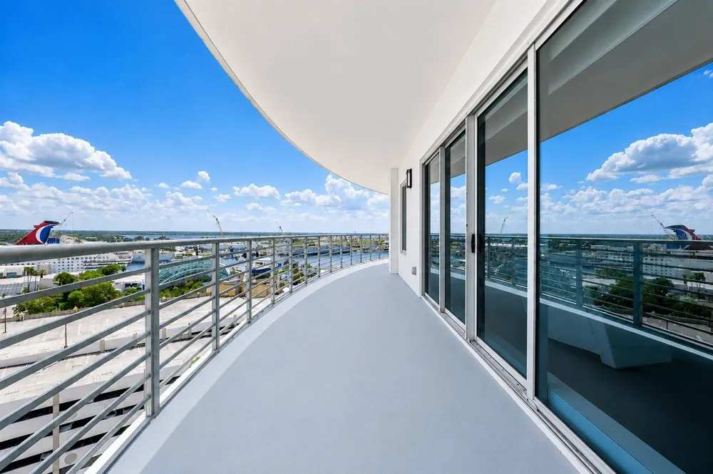 1209 E CUMBERLAND AVENUE #1404 Tampa, FL 33602