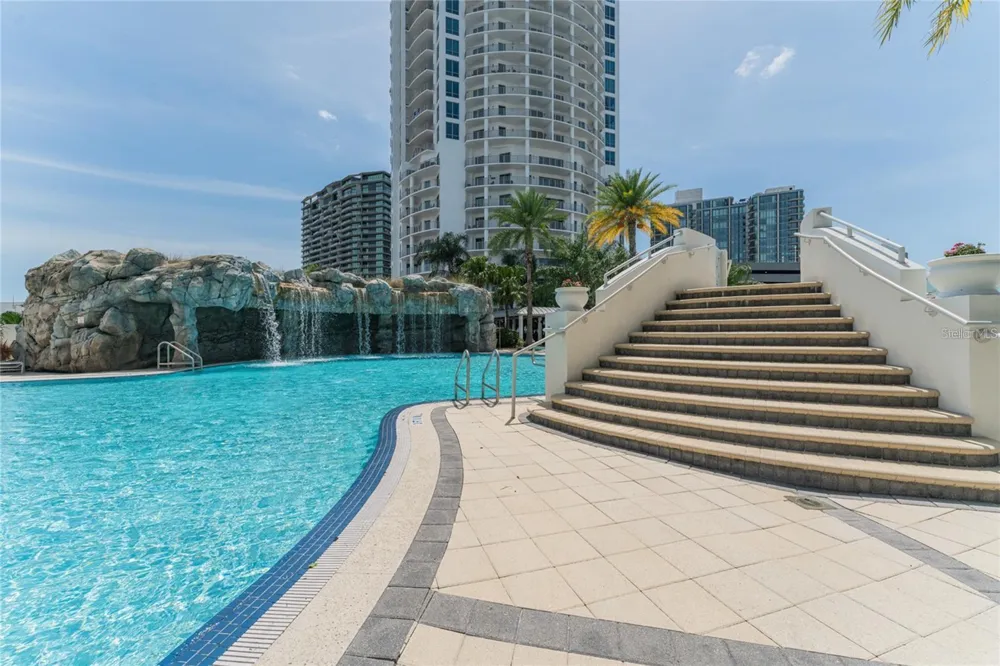 1209 E CUMBERLAND AVENUE #1404 Tampa, FL 33602