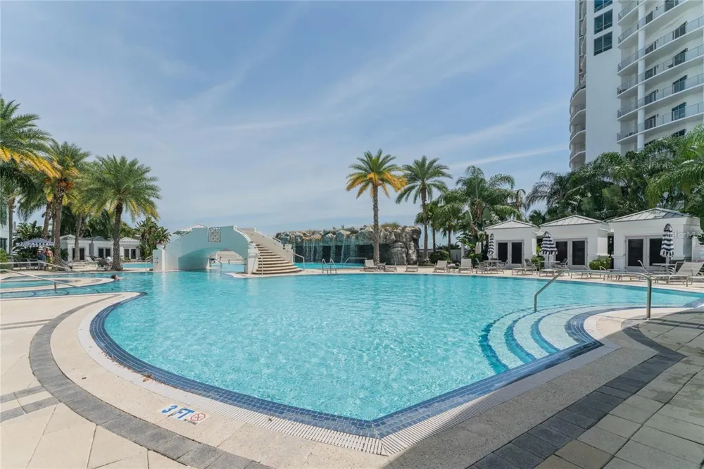 1209 E CUMBERLAND AVENUE #1404 Tampa, FL 33602