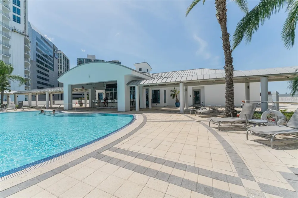 1209 E CUMBERLAND AVENUE #1404 Tampa, FL 33602