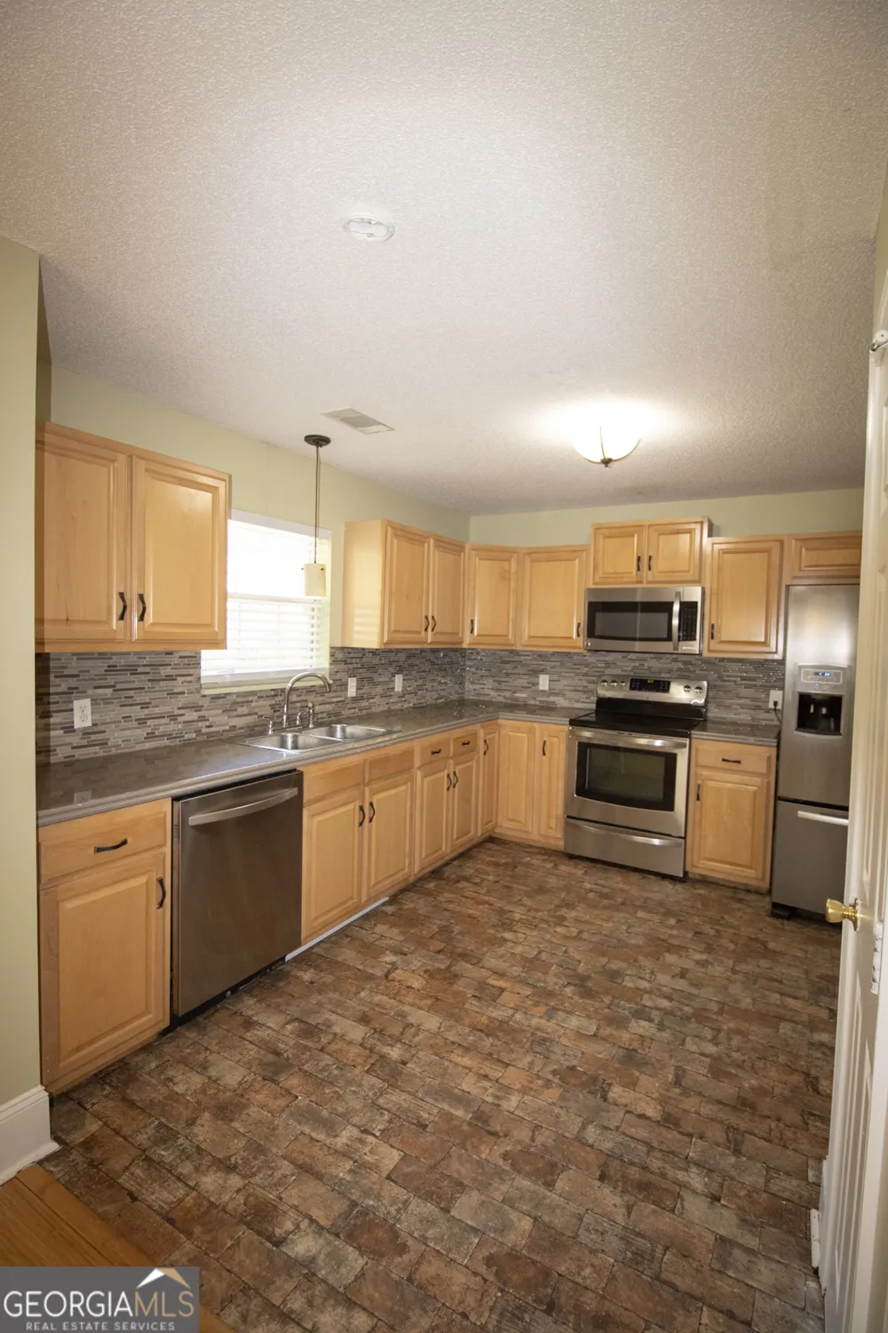 1103 Wigwam CT Statesboro, GA 30461