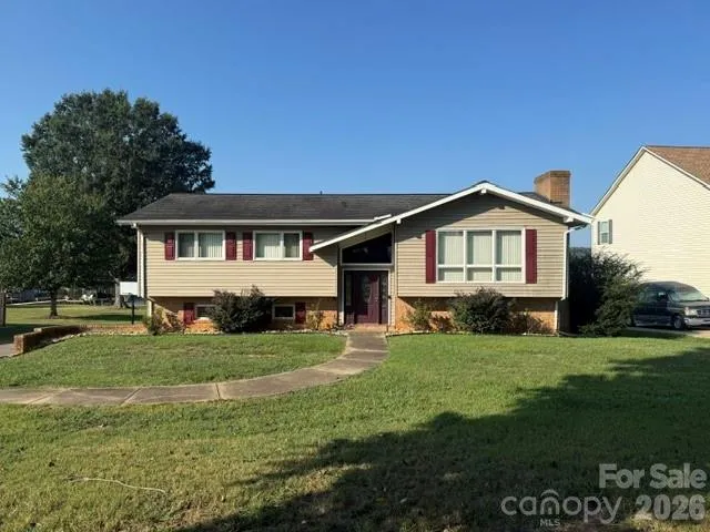 152 North Shore Drive Cherryville, NC 28021