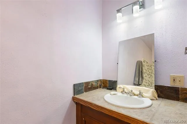 1020 W Arroyo Pueblo, CO 81004