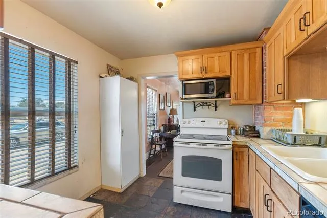 1020 W Arroyo Pueblo, CO 81004