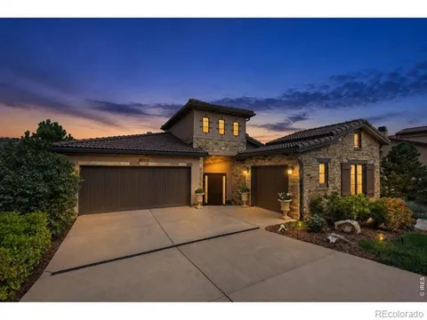 8122 Raphael Lane