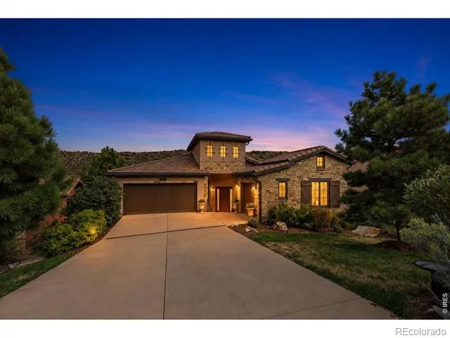 8122 Raphael Lane Littleton, CO 80125