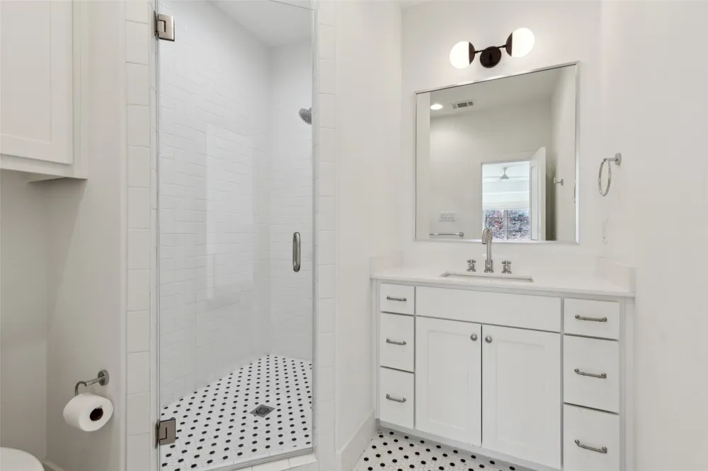 5527 Matalee Avenue Dallas, TX 75206