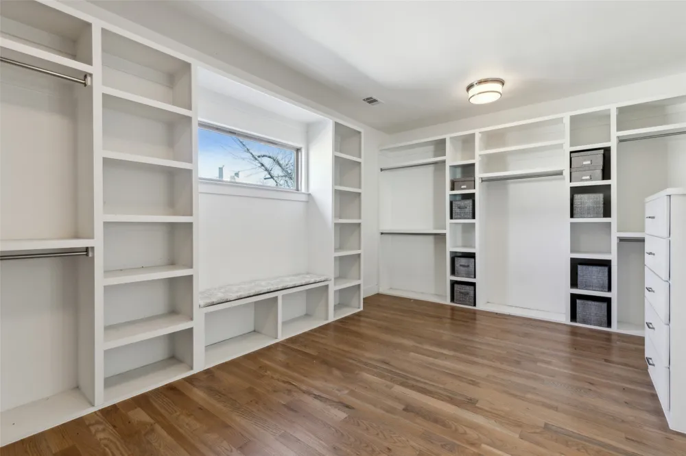5527 Matalee Avenue Dallas, TX 75206